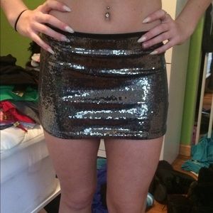 Sequins mini skirt