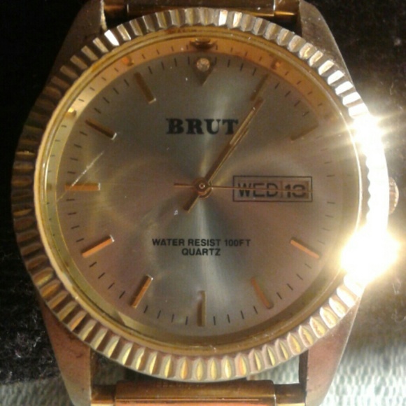 Watch - Picture 2 of 2