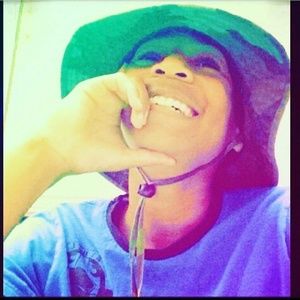 Meet your Posher, Cameron