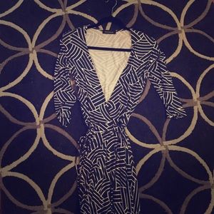Hourglass Lilly - Printed Wrap Dress NWOT