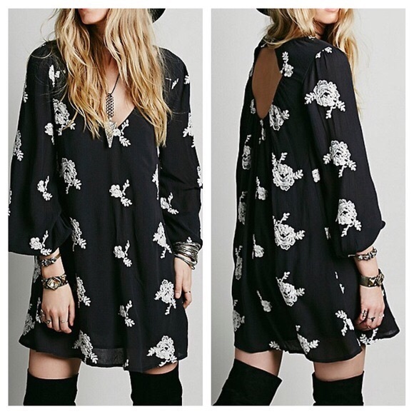 ❗️LOWEST PRICE❗️FREE PEOPLE Dress Open Back Swing - Picture 4 of 4