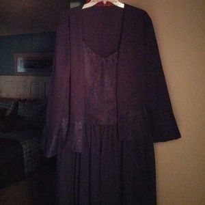 Mother of the groom pant suit. Never worn.