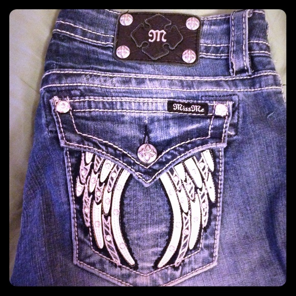 Sparkle Angel wing Miss Me Jeans!!