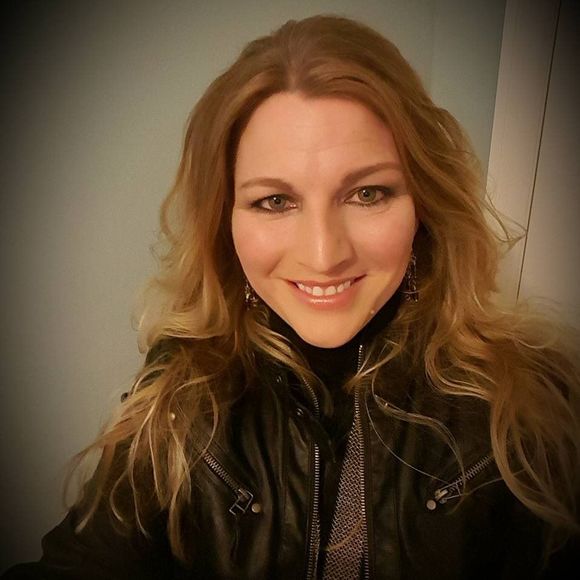 Meet your Posher, Kelly