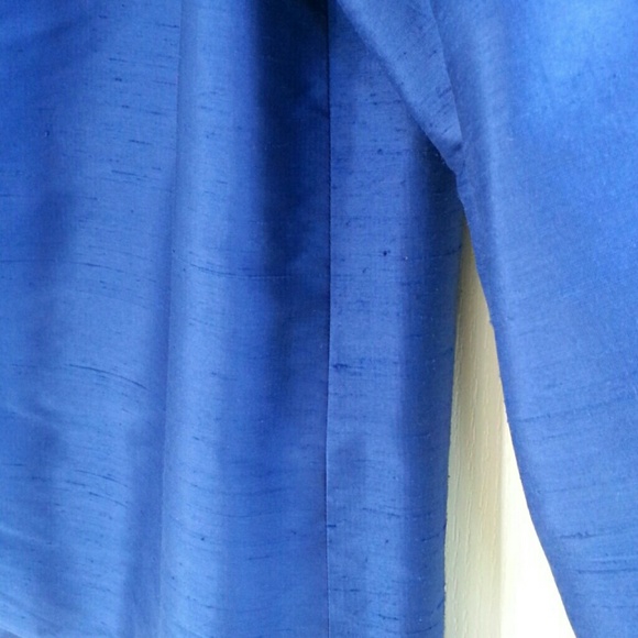 Clothes - Picture 4 of 4
