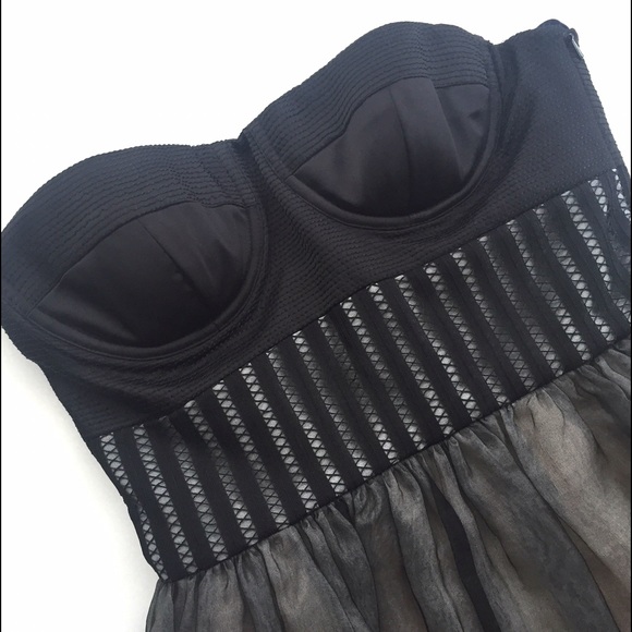 SOLD Vera Wang Lavender Strapless Bustier Dress - Picture 3 of 4