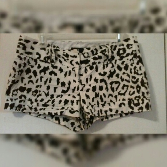 b&w shorts - Picture 1 of 3