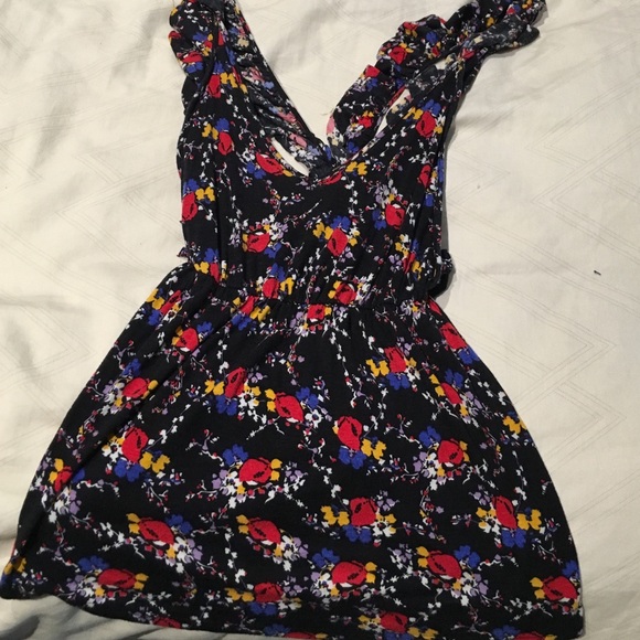 Backless shirt w/ Ruffles From Urban outfitters