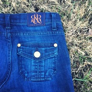 🎉PRICE DROP ⬇️ROCK & REPUBLIC SCORPION JEANS ⚜