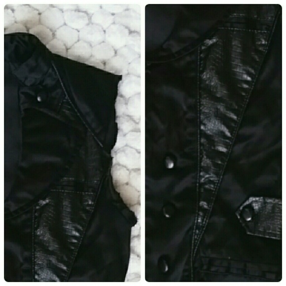 Detailed Vest - Picture 3 of 4