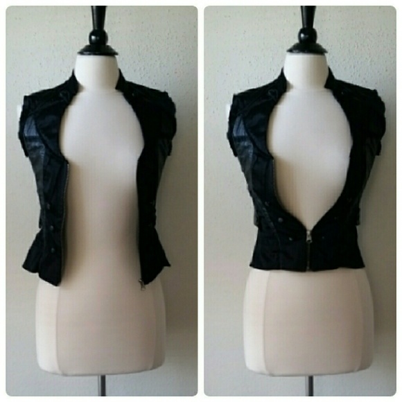 Detailed Vest - Picture 4 of 4