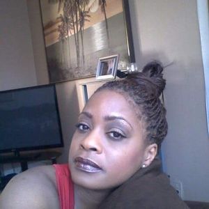 Meet your Posher, Tonia