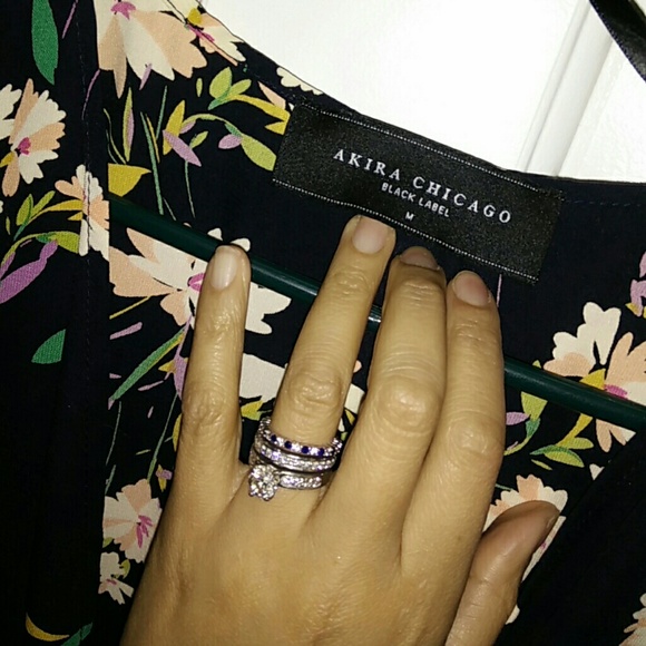 Akira Black Label Floral Romper - Picture 4 of 4