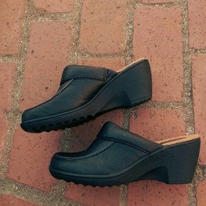 Canyon River Blues Mules
