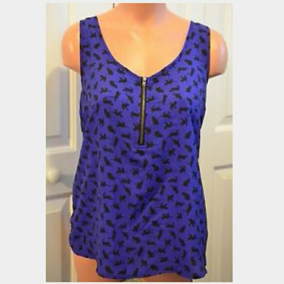 Forever 21 Tops - Forever 21 cat print zip tank