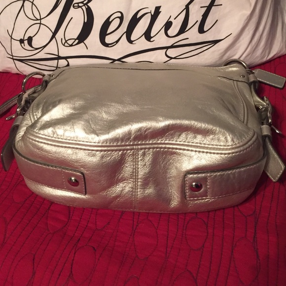 Coach - Picture 3 of 4