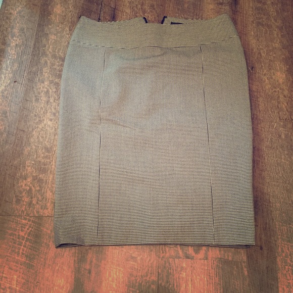 Express lined skirt