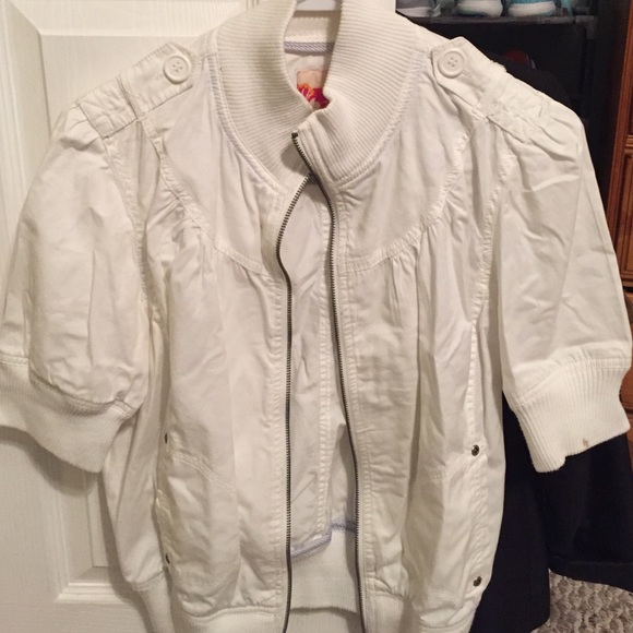 Lightweight jacket