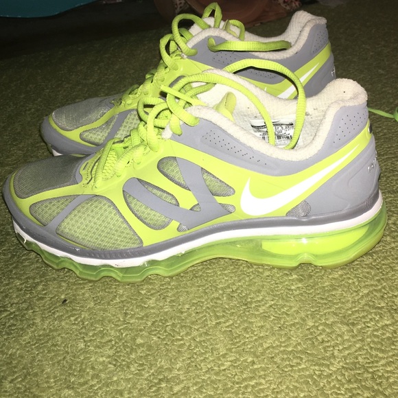 Nike Shoes - Nike shoes