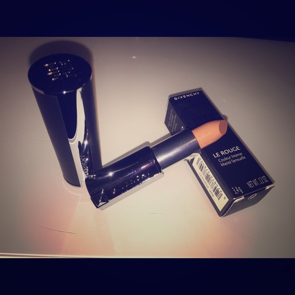 Women's NIB Givenchy 108 Beige Déshabillé lipstick