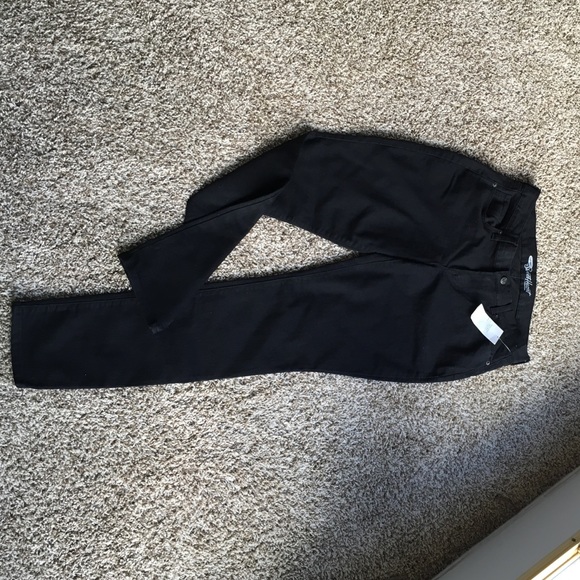 Black Old Navy Jeans