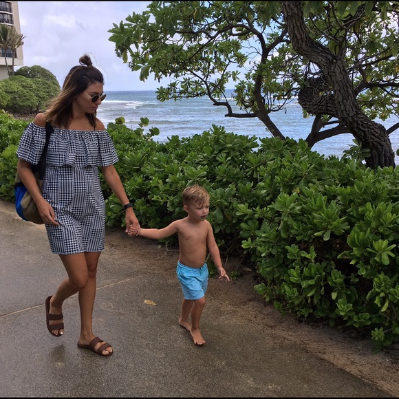 Meet your Posher, Beth - Picture 4 of 8