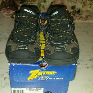 ❌SOLD❌Skechers zstrap Toddler Shoes