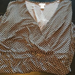 MATERNITY size 3x top