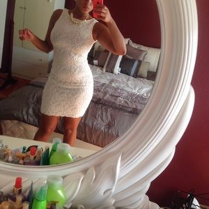 White lace sleeveless dress size sm never worn