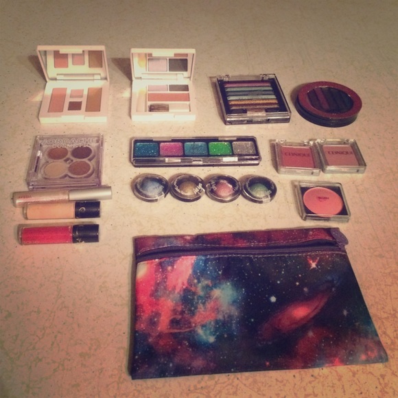 Make-Up Bundle