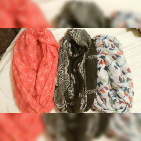 ??bundle of scarfs??