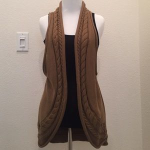 Nordstrom brand Rubbish dark tan vest Sz Small