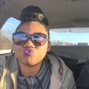 Meet your Posher, Marlena