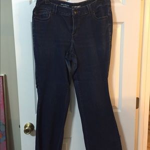 Dark wash lane Bryant jeans