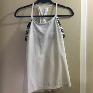 Lululemon Amped Tank. Size 6