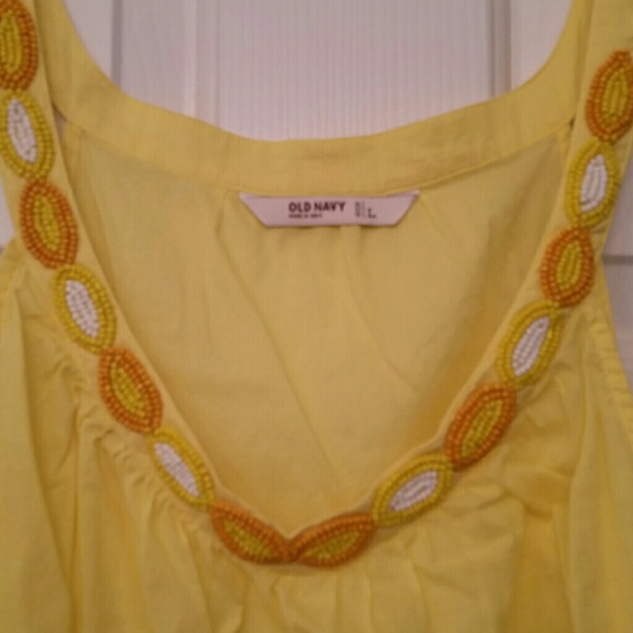 Old Navy beaded tank top - Picture 2 of 4