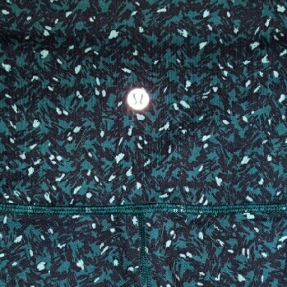 NWT Lululemon Wunder Under Hi-Rise SZ 4 - Picture 2 of 4