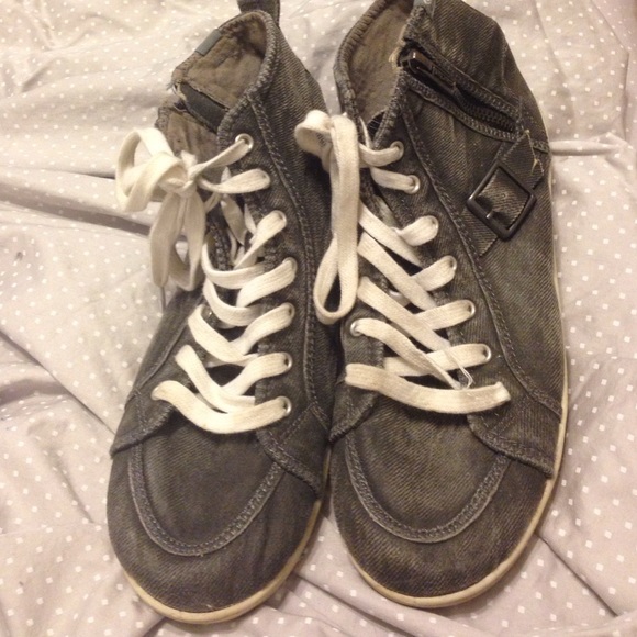 Roxy shoes
