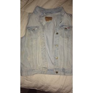 Sleeveless jean jacket