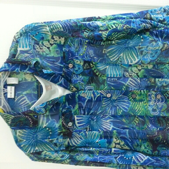 Clothes - Picture 3 of 4