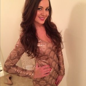 Golden girl XXI exclusive mini dress✨