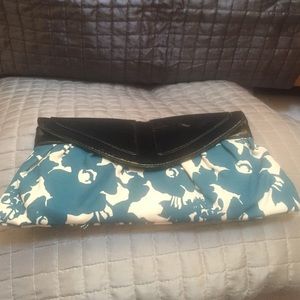Steve Madden Flower clutch