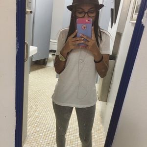 Meet your Posher, Esmeralda