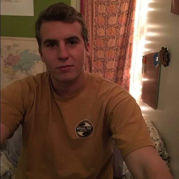 Meet your Posher, Samantha - Picture 2 of 4