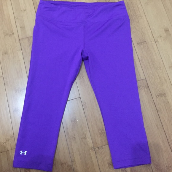 Under Armour Pants - Underarmour capris tights
