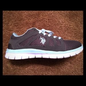 7.5 Ralph Lauren sneakers