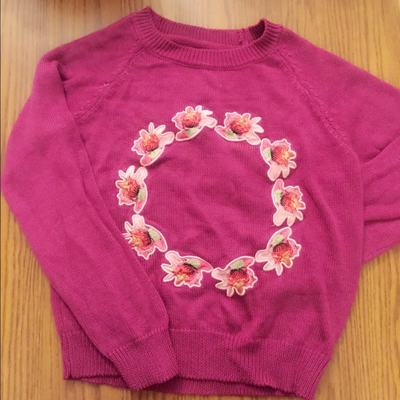 sweater - Picture 1 of 2