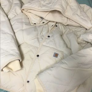 NEVER WORN CARHARTT QUILTED PUFFER