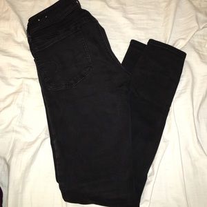 Black AE super stretch skinny jeans