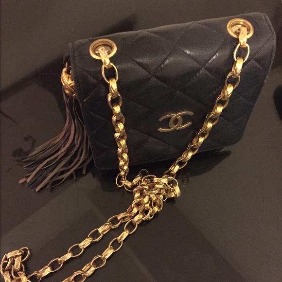 Vintage Purse Navy Square w/ Tassel & Chain strap